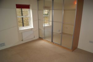 Bedroom- click for photo gallery